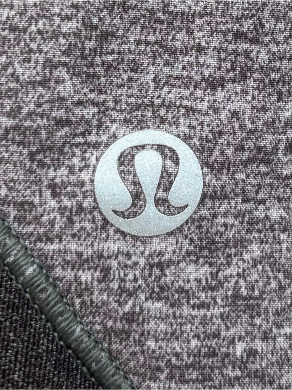 Lululemon Hotty Hot Shorts 4" In Heather Lux Multi Black Size 4 - Picture 3 of 5
